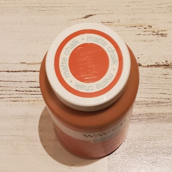 New WAVERLY Matte Finish No Prep Acrylic Chalk Paint 16 oz. RHUBARB - Picture 6 of 7